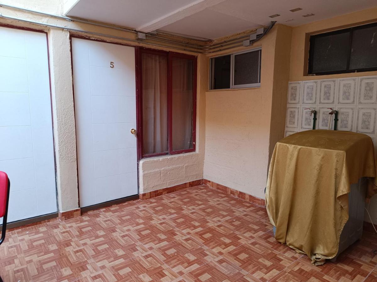 Hostal Ollague, Habitaciones Con Bano Privado Calama Zewnętrze zdjęcie